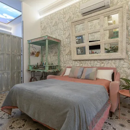 Jema Bajondillo Junto A La Playa Daire *