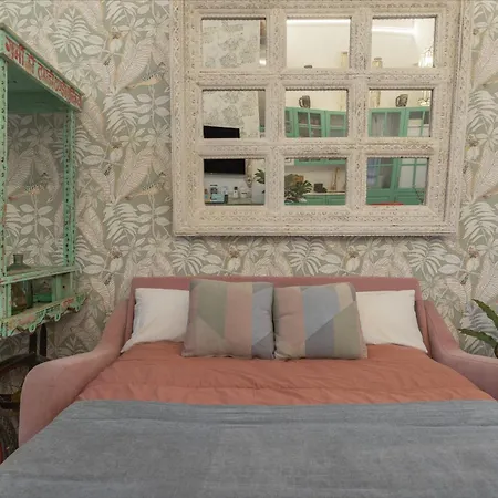 Jema Bajondillo Junto A La Playa *