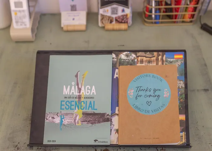 Jema Bajondillo Junto A La Playa トレモリノス