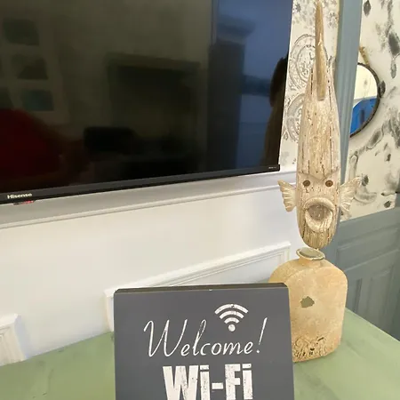 Διαμέρισμα Jema Bajondillo Junto A La Playa *